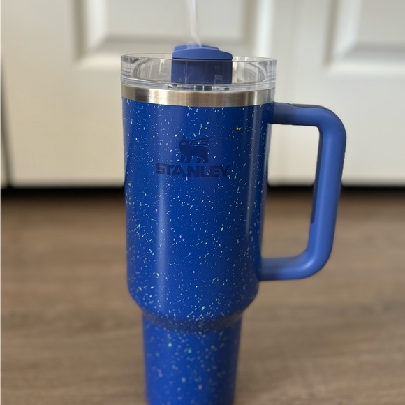New blue iris speckled Stanley 40 oz tumbler - Picture 1 of 4